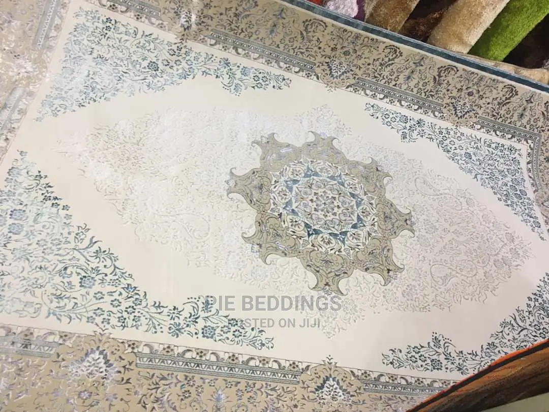 Luxury Centre Carpet / Centre Piece