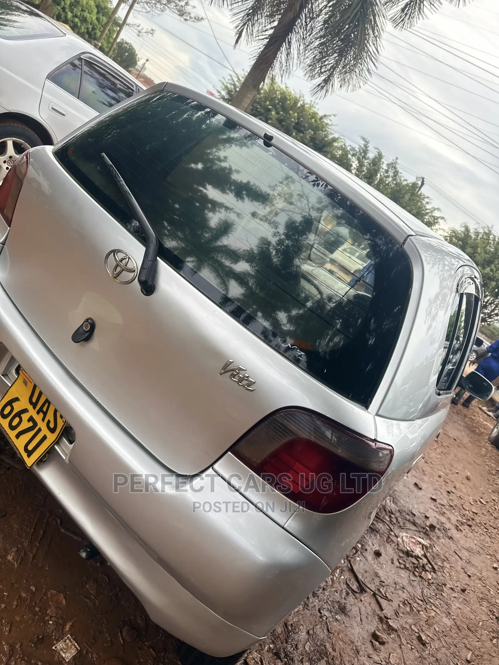 Toyota Vitz 1.3 AWD 5dr 1999 Silver