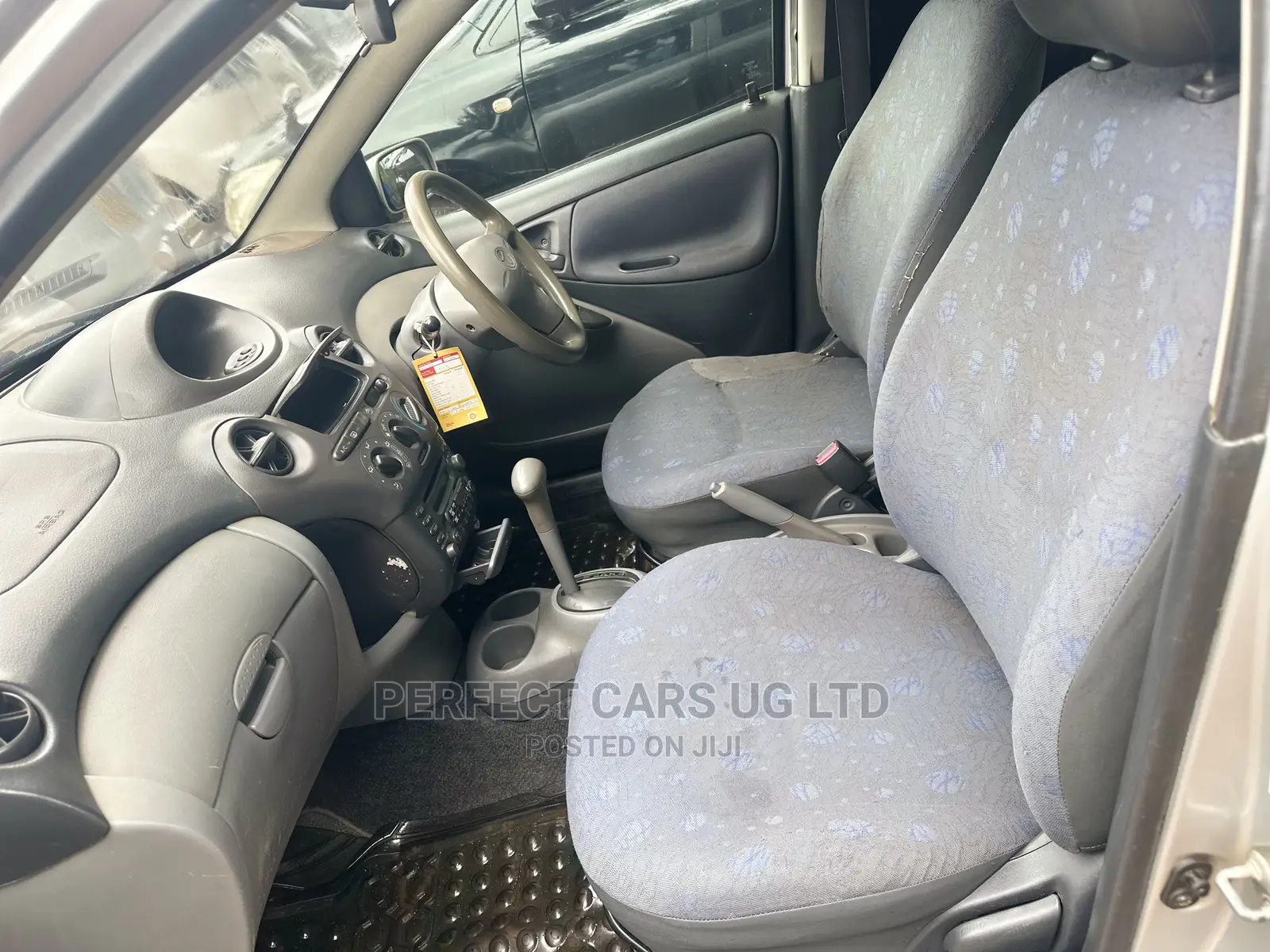 Toyota Vitz 1.3 AWD 5dr 1999 Silver