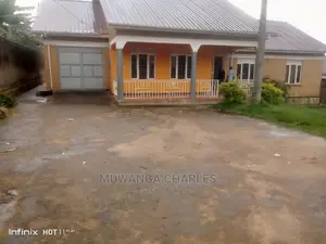 3bdrm Chalet in Fs Properties Ltd, Central Division for Rent