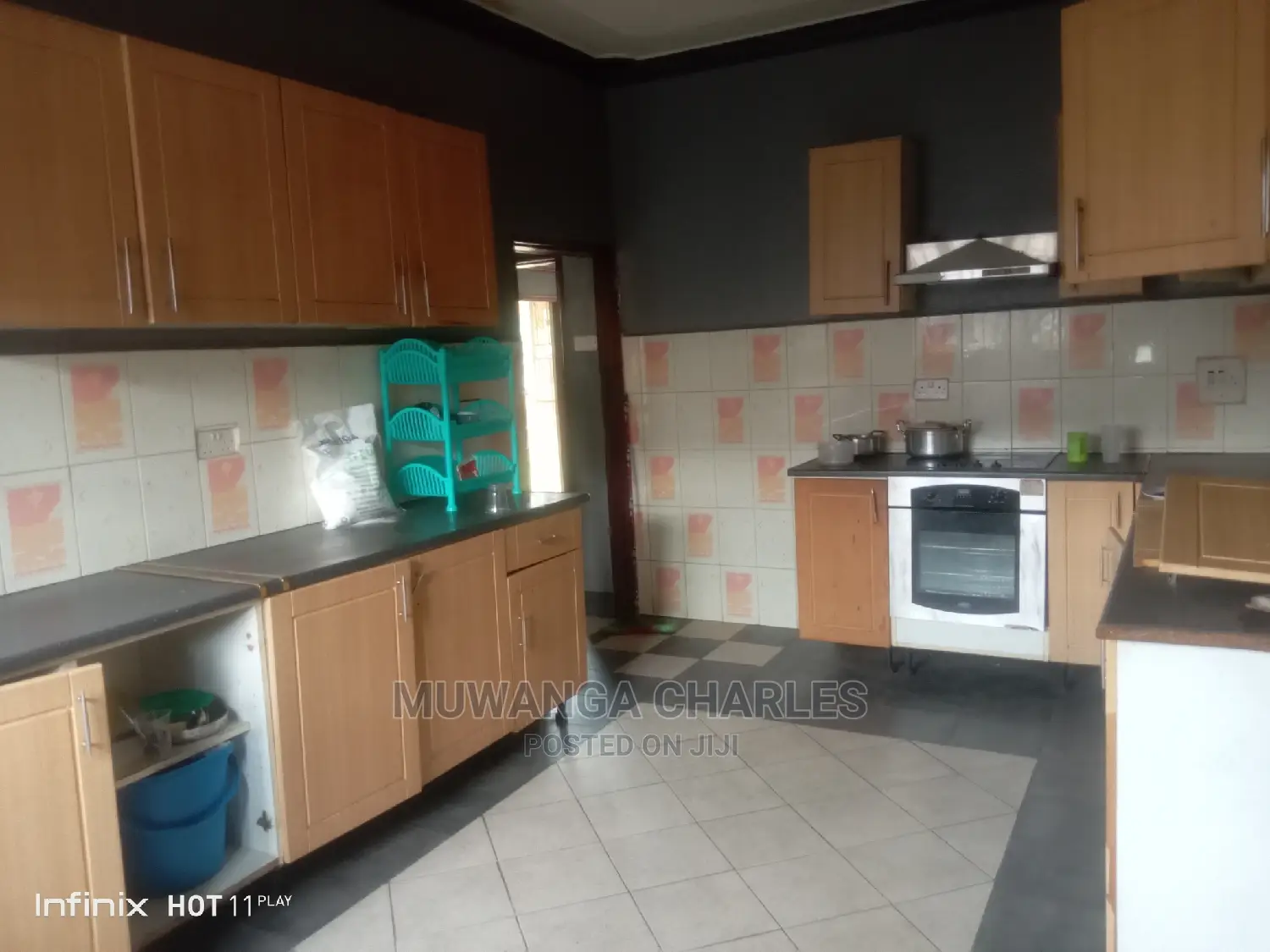 3bdrm Chalet in Fs Properties Ltd, Central Division for Rent