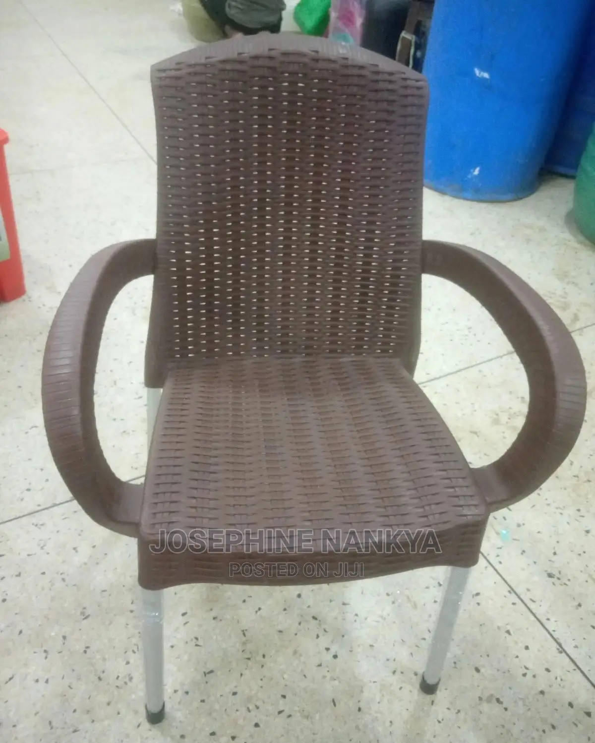 Executive Plasric Chair, Coffee Brown