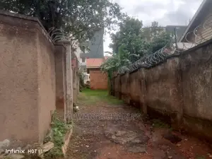 100by110ft Plot for Sale at Kisaasi