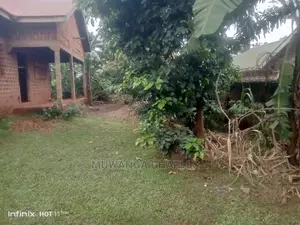 100by110ft Plot for Sale at Kisaasi