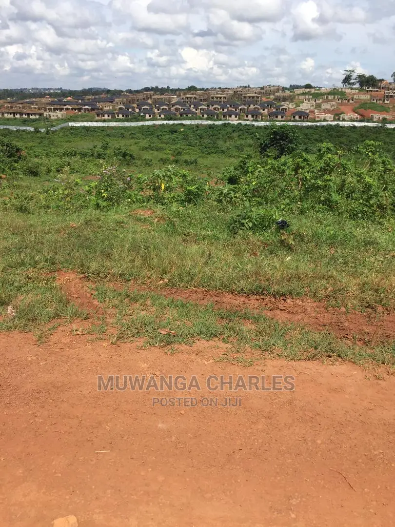 100by110ft Plot for Sale at Kisaasi