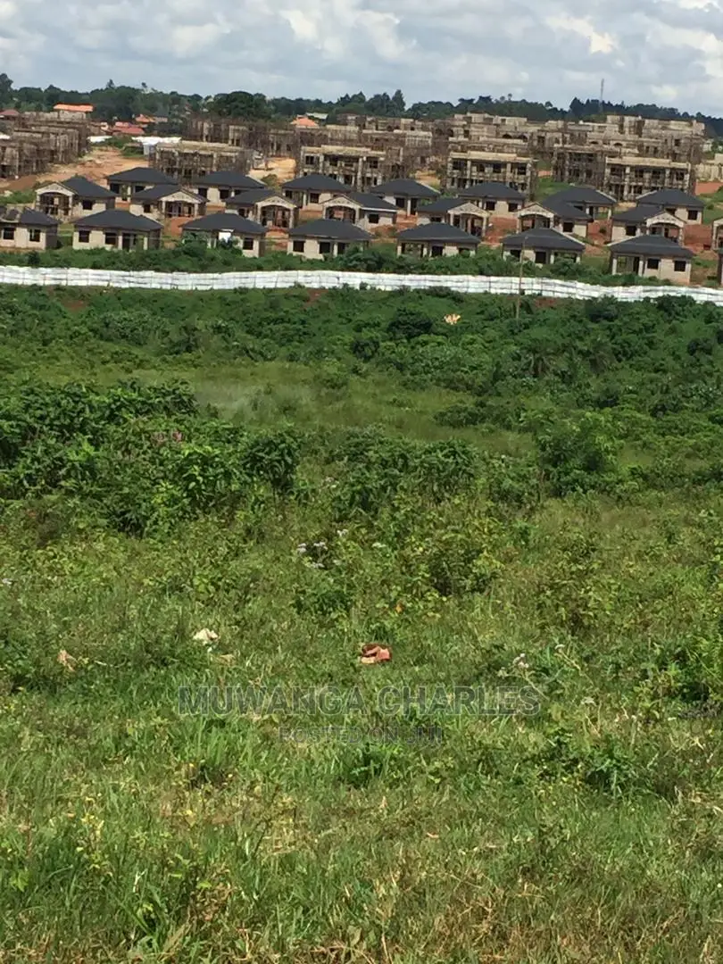 100by110ft Plot for Sale at Kisaasi