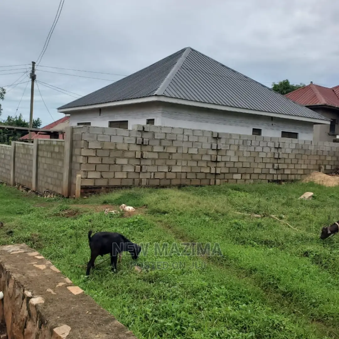 Affordable Plot on Quicksale in Heart of Seguku Ntebe Rd