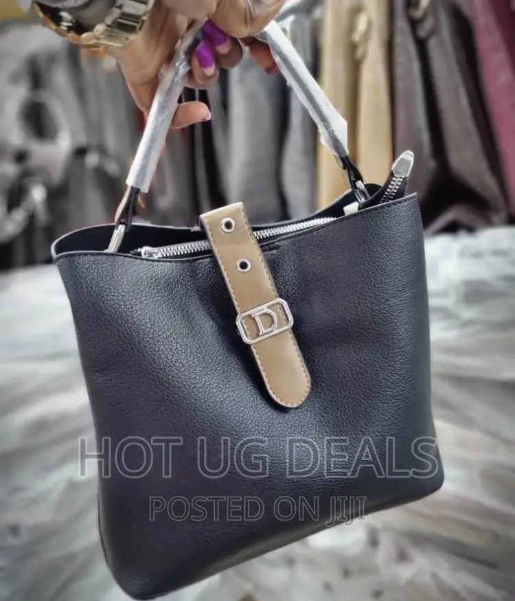 Ladies Fashion Handbags - Black