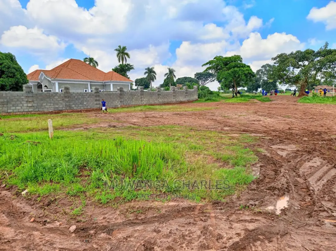 50decimals Plot for Sale at Kyanja Kungu