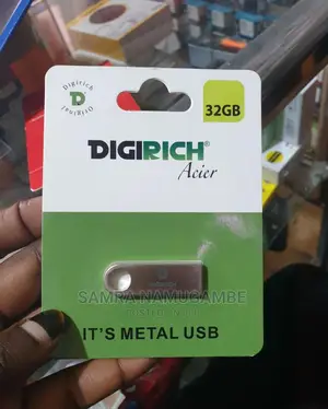 Palstic 32gb Flash