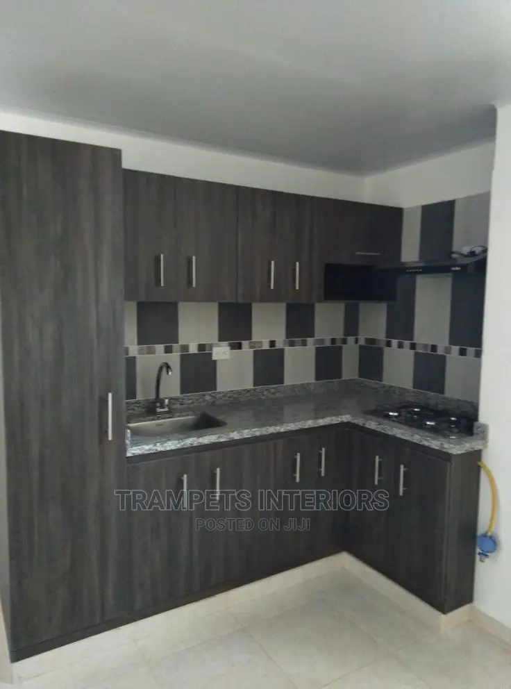 Kitchen Cabinets/ Medium Sized Kitchen Cabinet