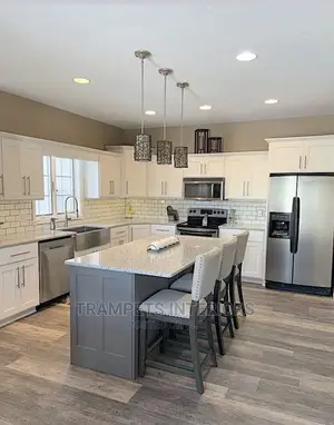 Kitchen Cabinets/ Island Kitchen Design