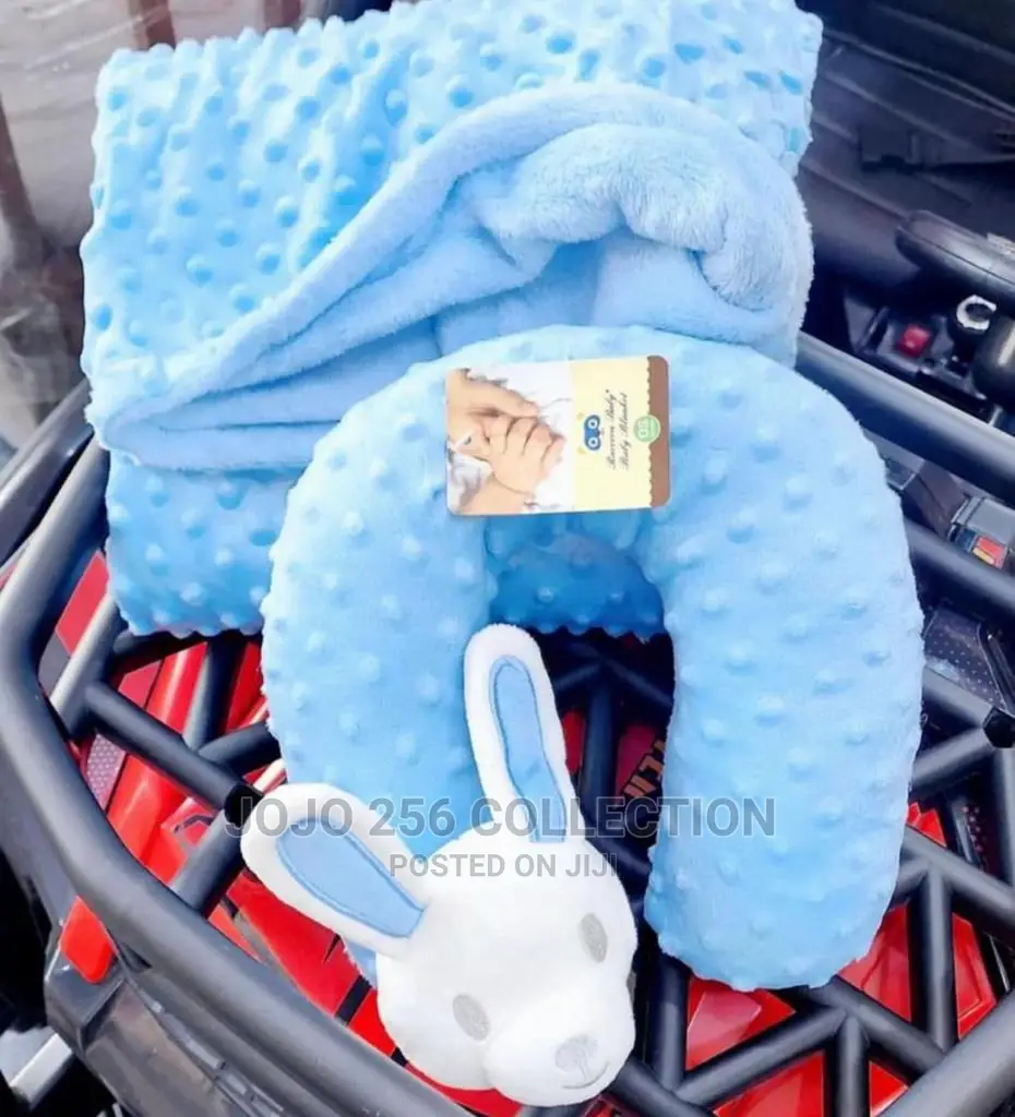 Receiver With Neck Pillow