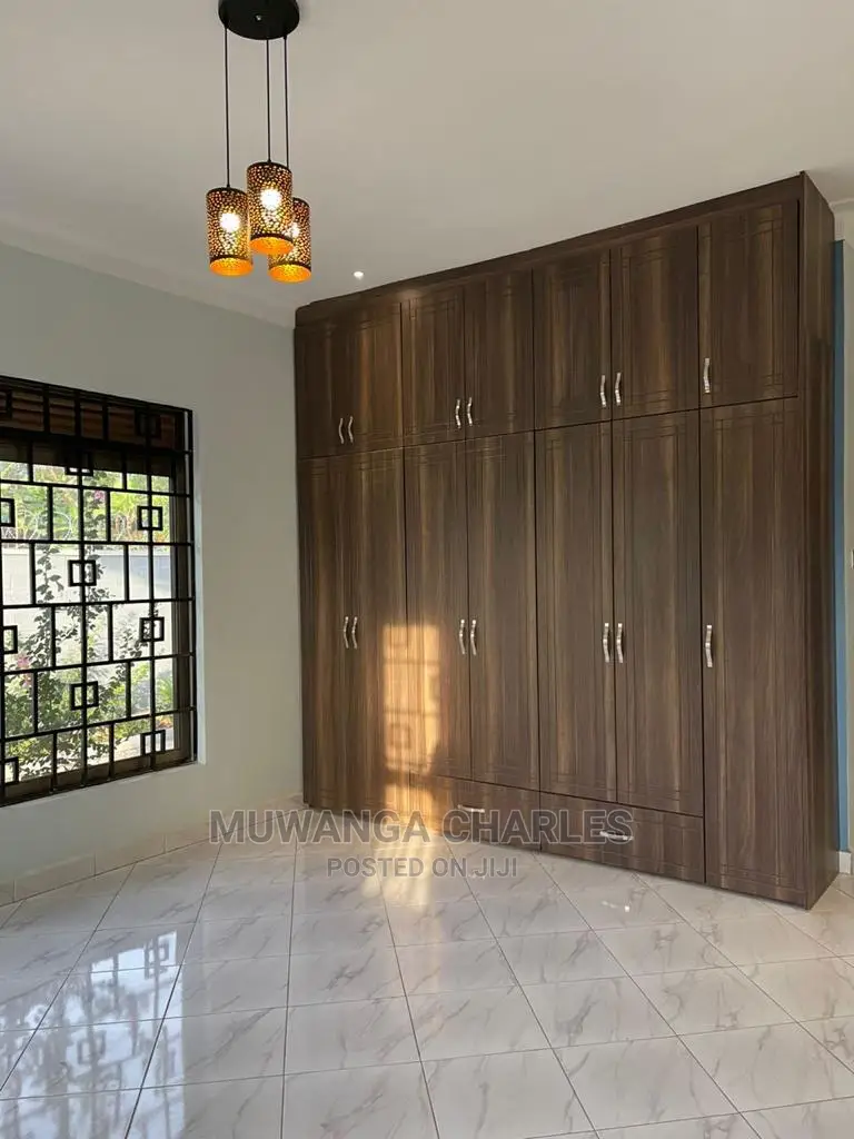 3bdrm Bungalow in Fs Properties Ltd, Central Division for Rent