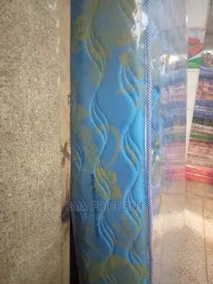 High Density Mattress.4x6x8inches.( Blue)