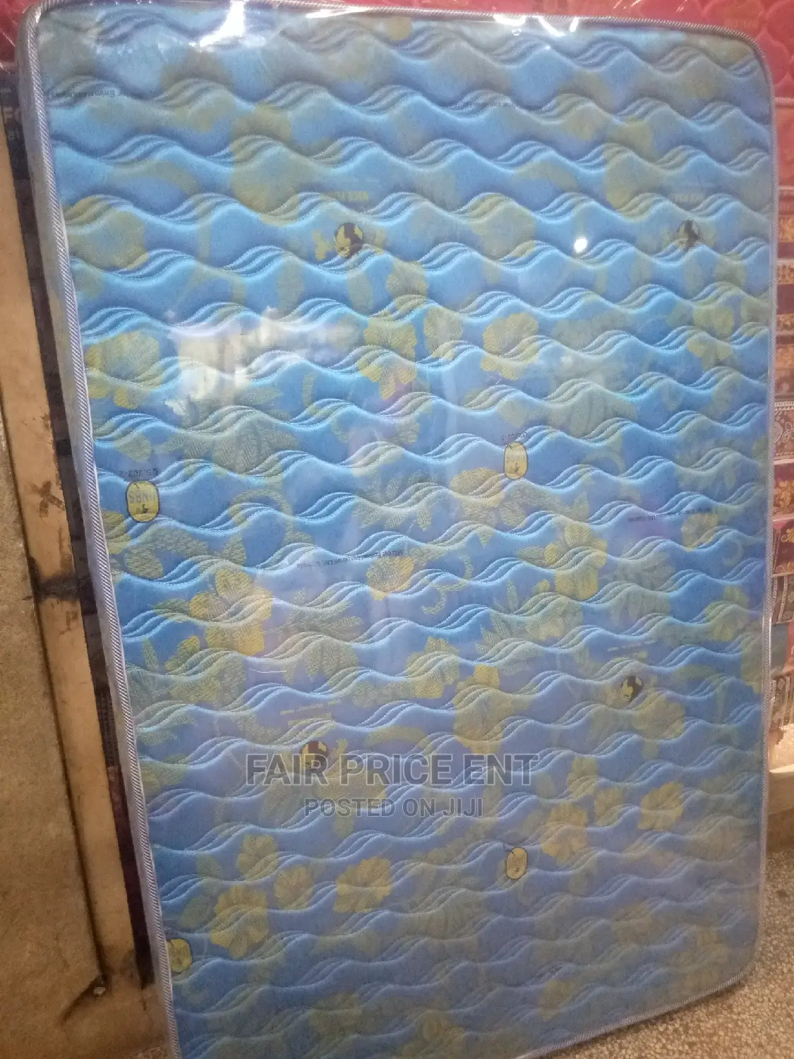 Mattress Quilted Density.5x6x6inches.( Blue)