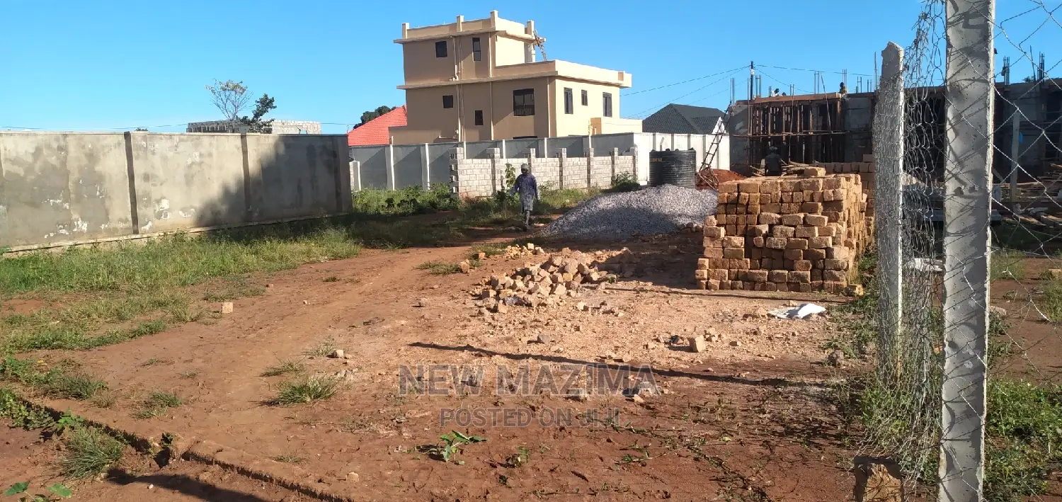 Very Nice Plot Quicksale Just After Munyonyo Near Kazi Beach
