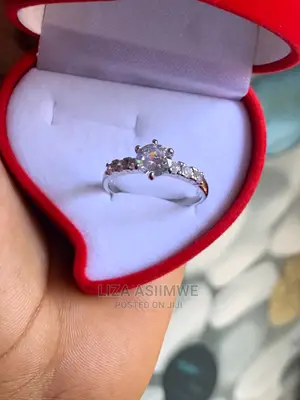 Engagement Rings / Promise Rings Available