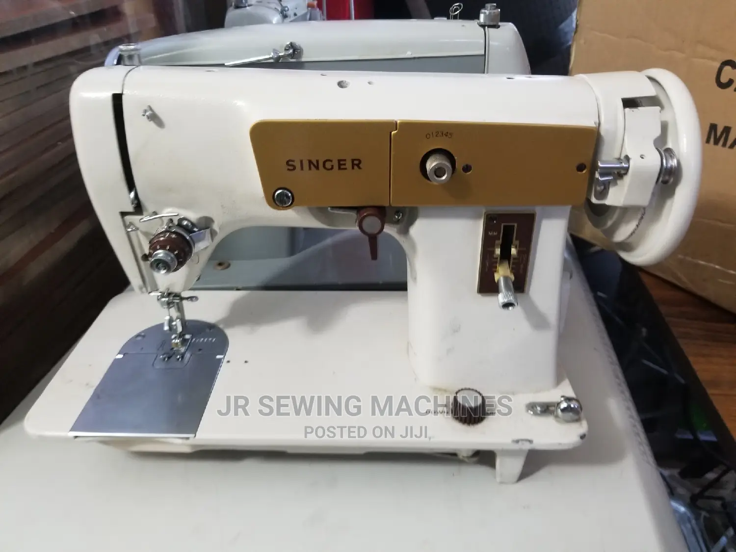 Singer Japan Design Sewing Machine
