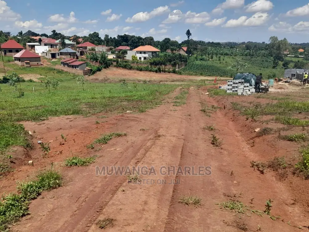 Plot's Available for Sale at Gayaza Nakwero