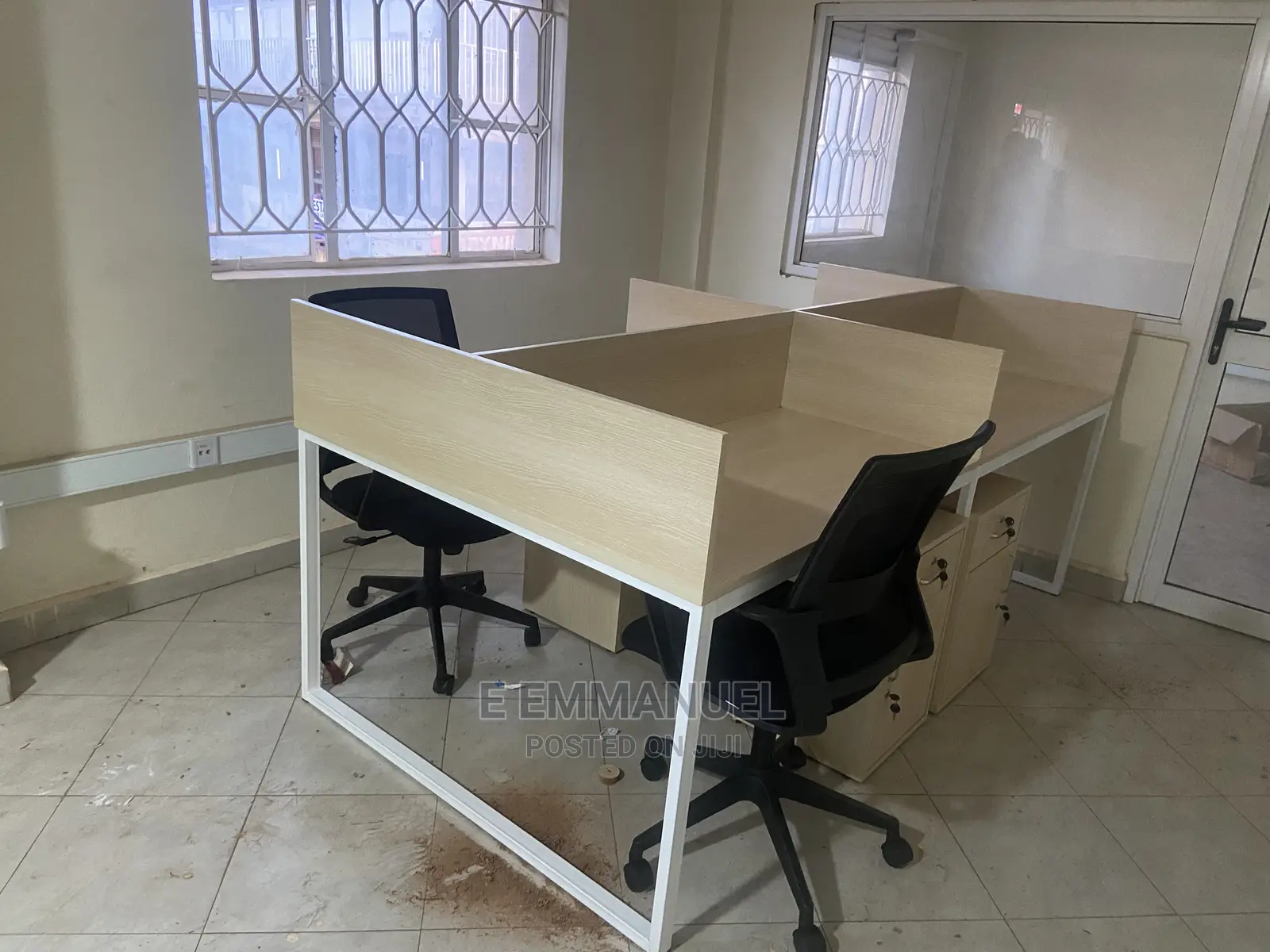 4 Seater Workstation