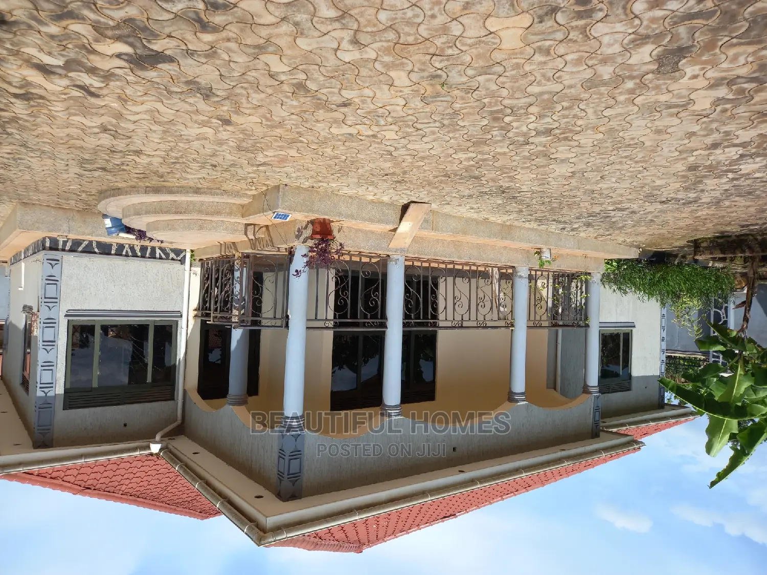 Furnished 4bdrm House in Kira for Sale
