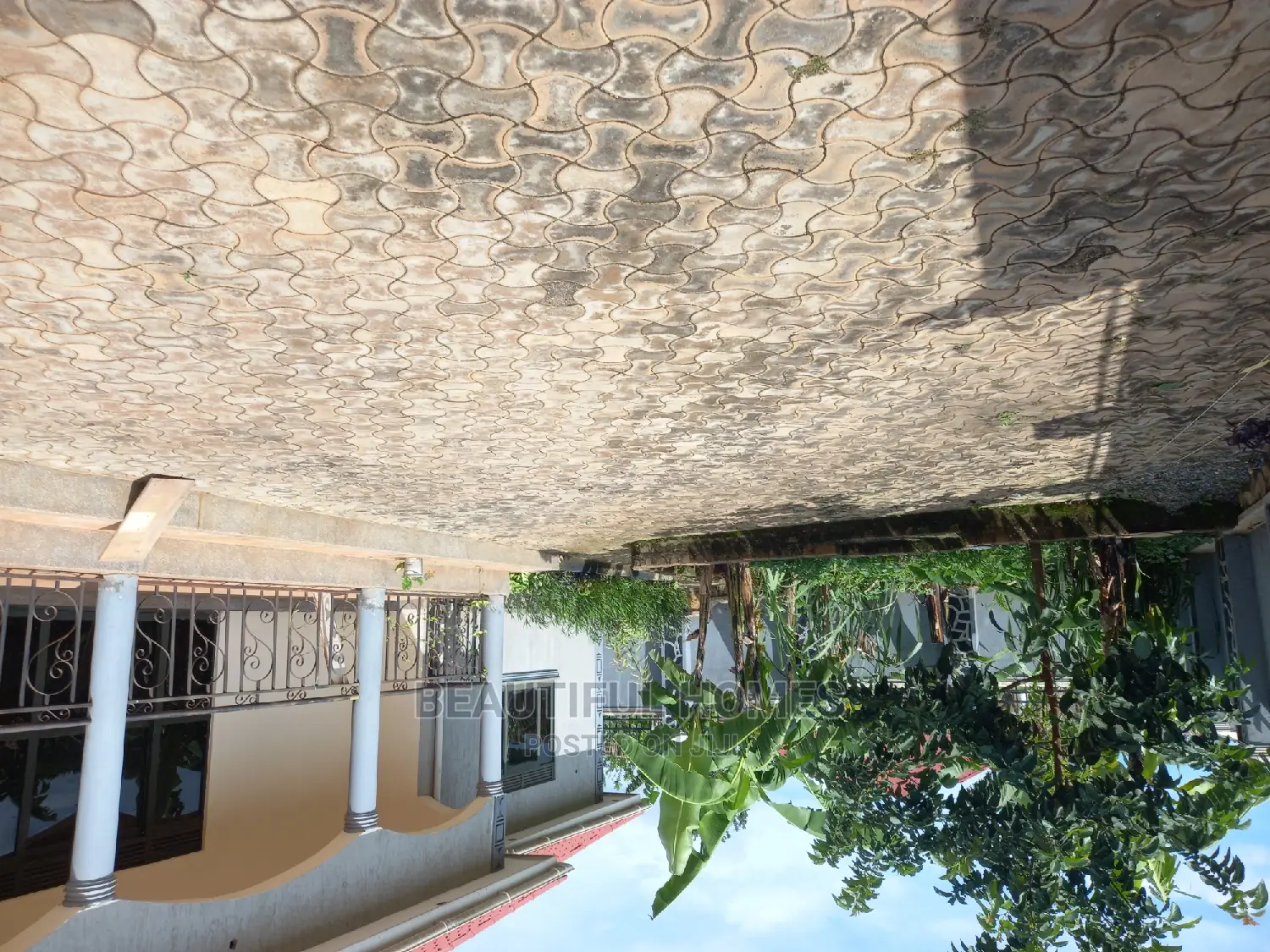 Furnished 4bdrm Bungalow in Kira for Sale