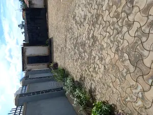 Furnished 4bdrm Bungalow in Kira for Sale