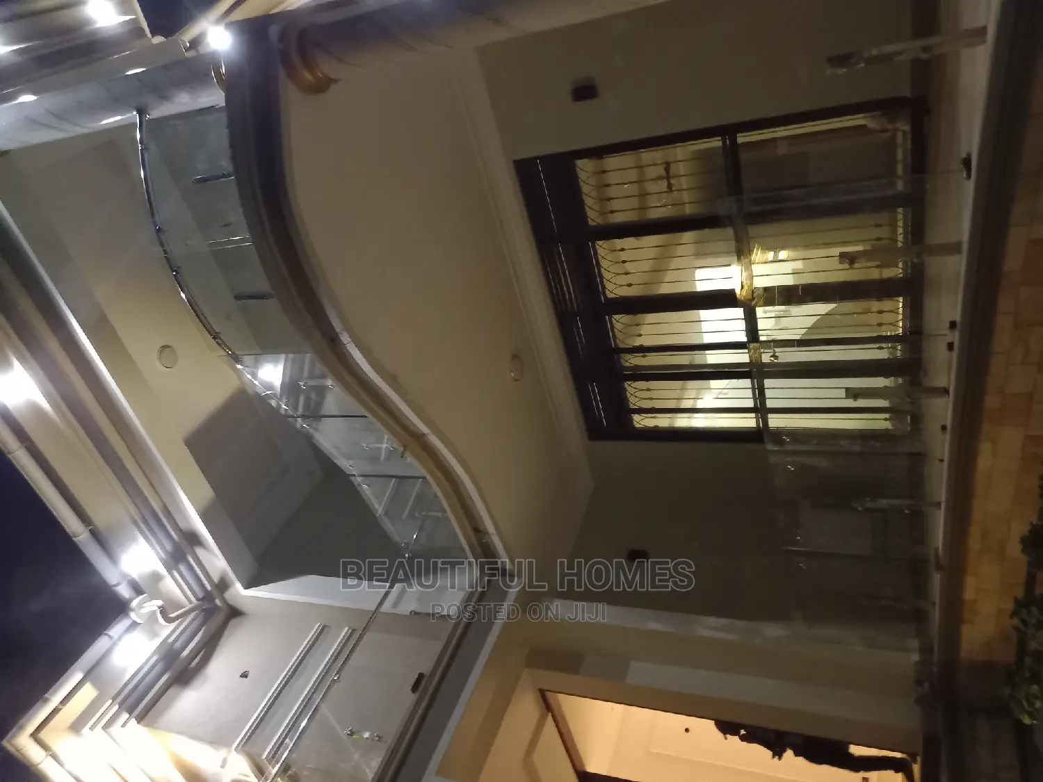 Furnished 6bdrm Mansion in Kira Corporate for Sale