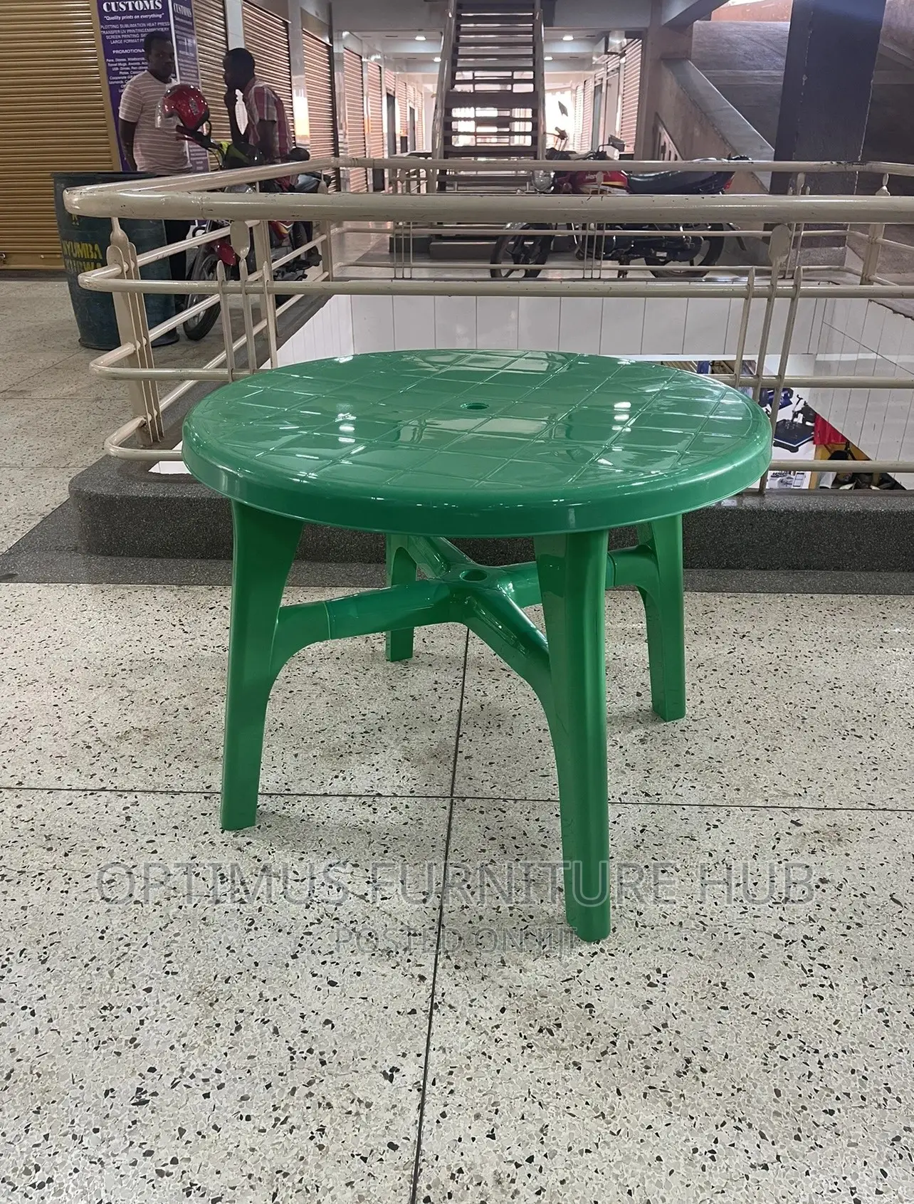 Plastic Table (Green)