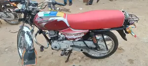 Bajaj Avenger 160 Street 2013 Red