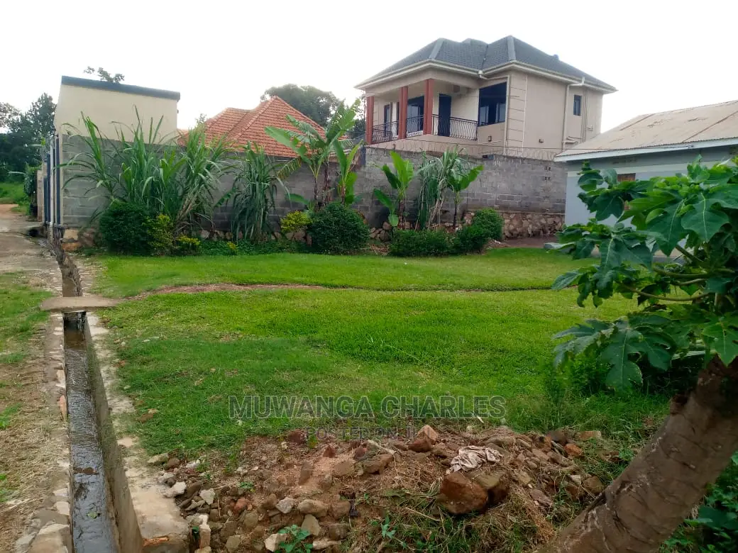 12decimals Plot Available for Sale at Buwate