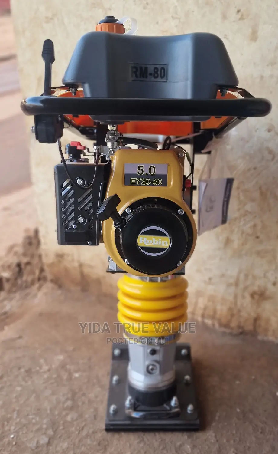 Jumping Compactor Robin Type