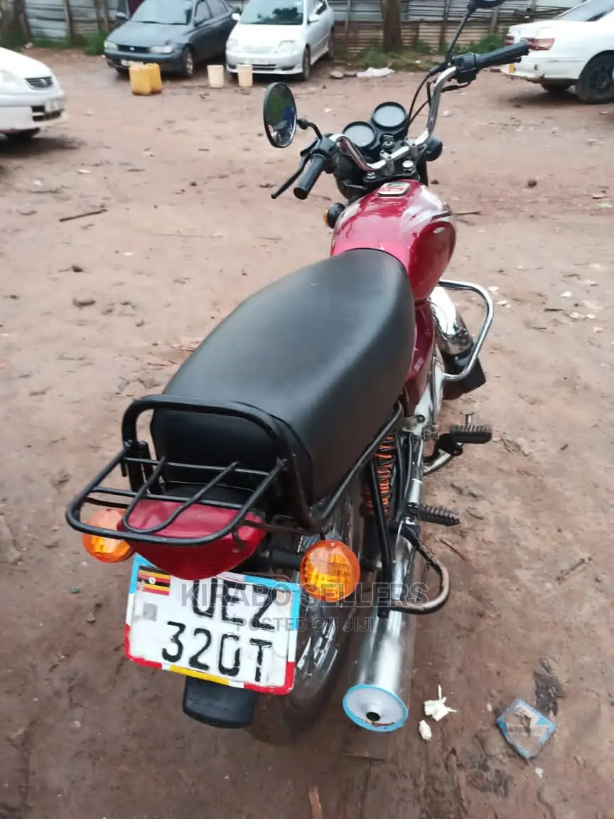 Bajaj Pulsar 180 2019 Red