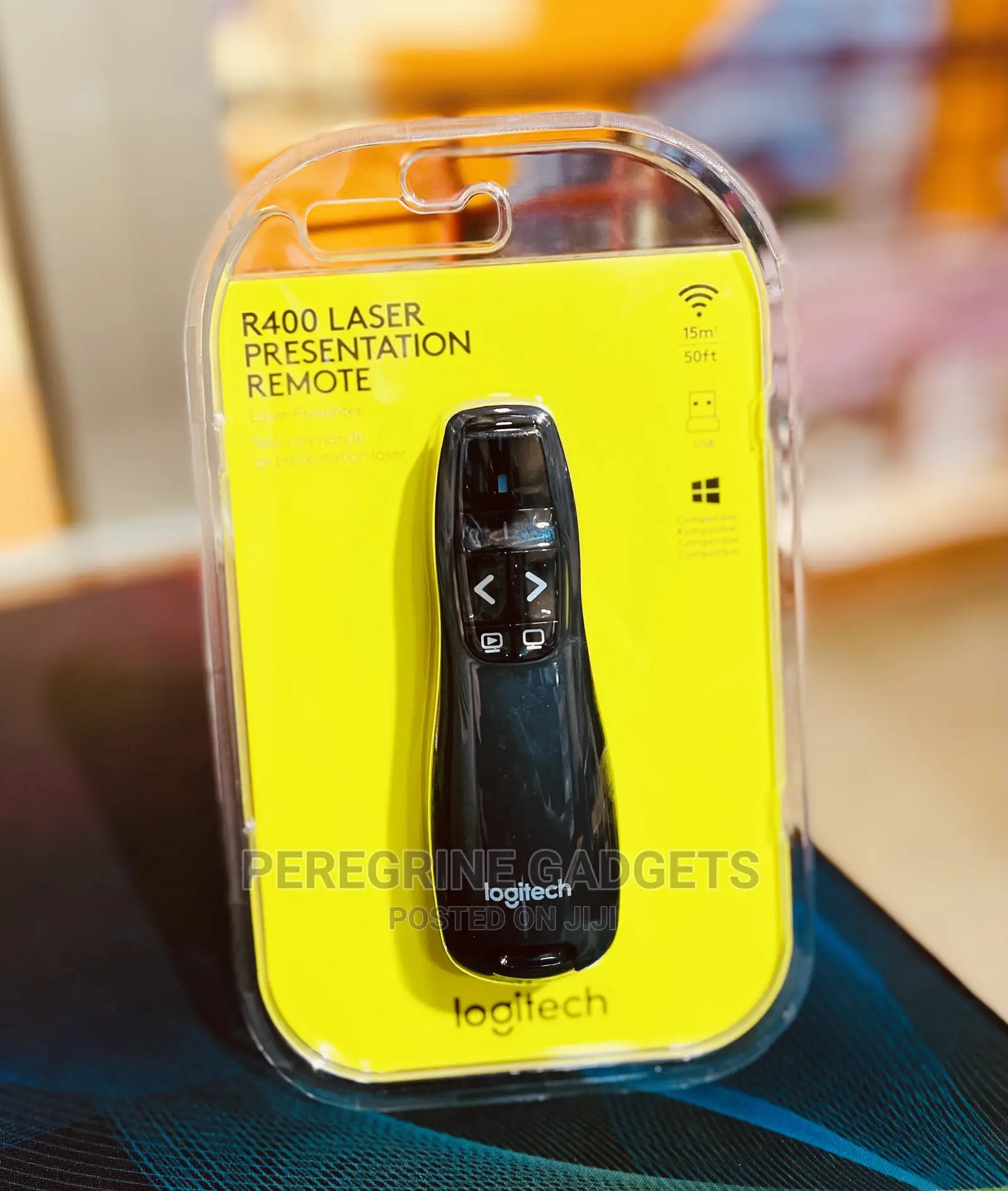 Digital Logitech R400 Presentation Remote :