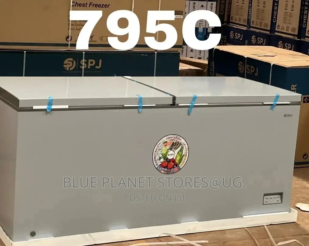 SPJ 850litres Double Door Chest/Deep Freezers \\ 795C