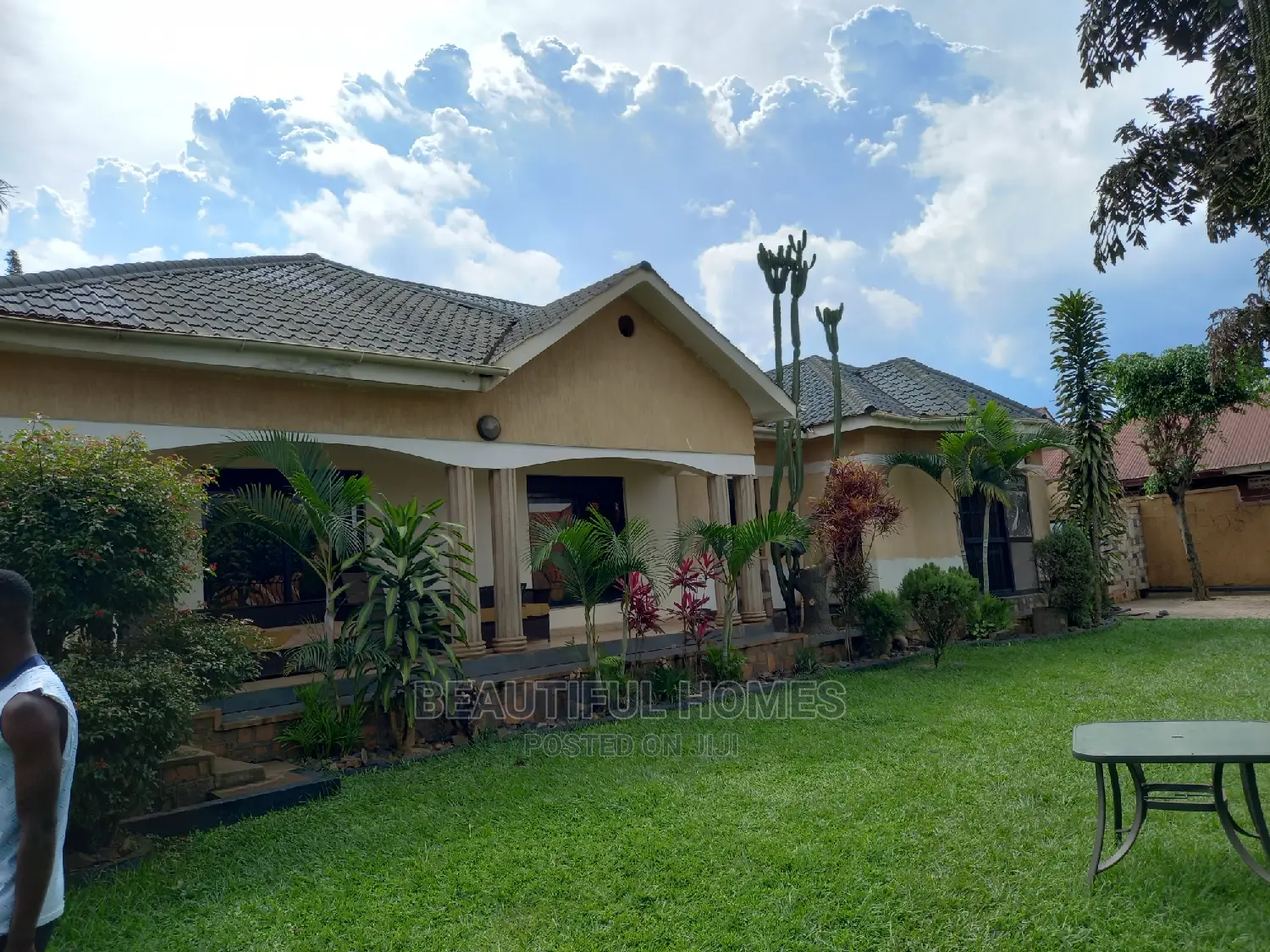 Furnished 4bdrm House in Kyaliwajjara, Central Division for Sale