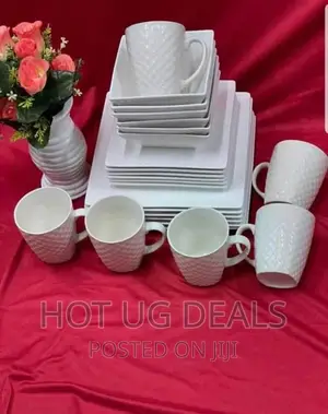 Photo - 24pcs Of Dinner Set, Plates, Bowls And Cups - White