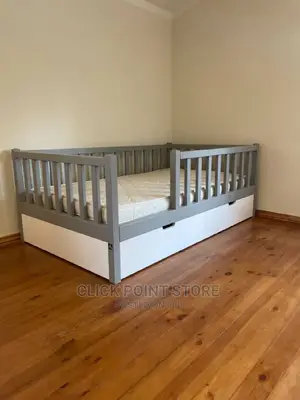 3 by 6 Baby Crib/ Wooden Baby Crib/ Baby Beds/ Baby Crib