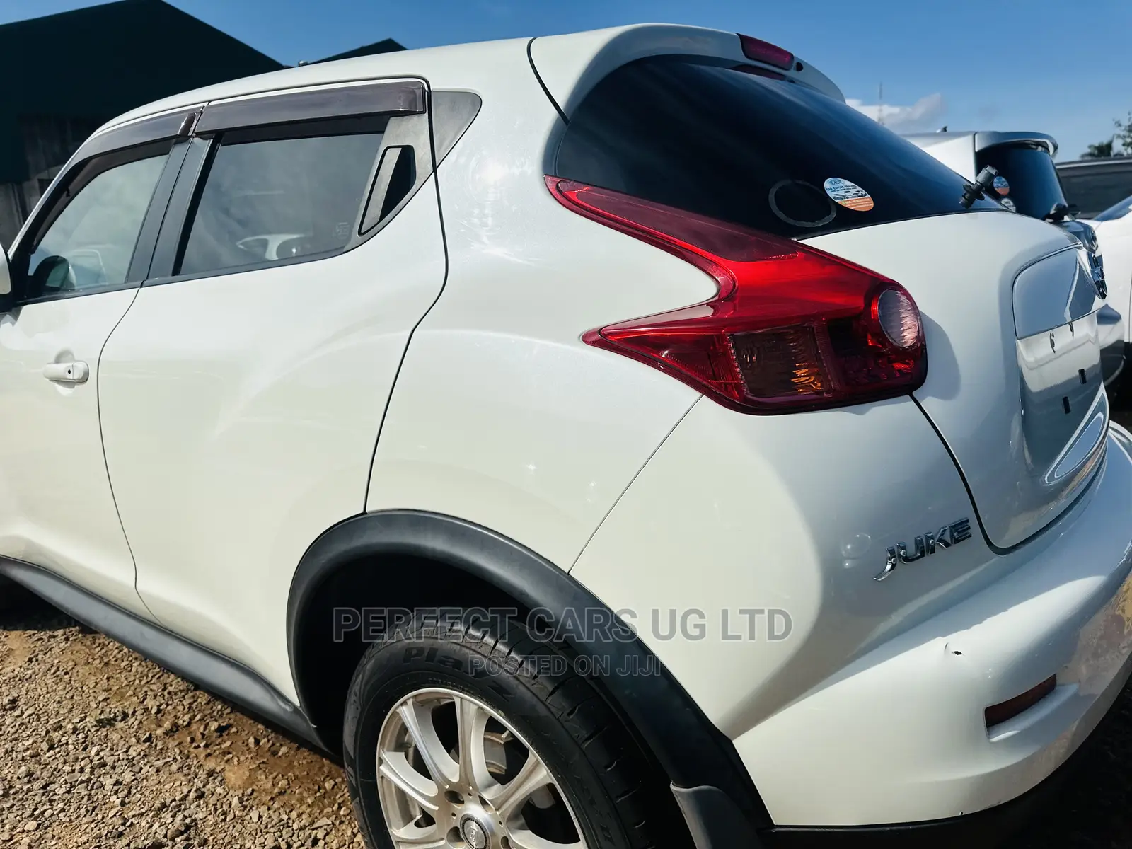 Nissan Juke S AWD 2011 White
