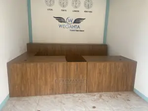 Office Furniture/Desks/Cabinets