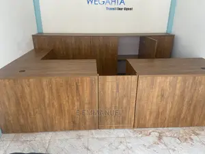 Office Furniture/Desks/Cabinets