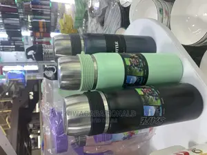 0.5L Bottle Flask Keeps Hot Cold for 6 Hours