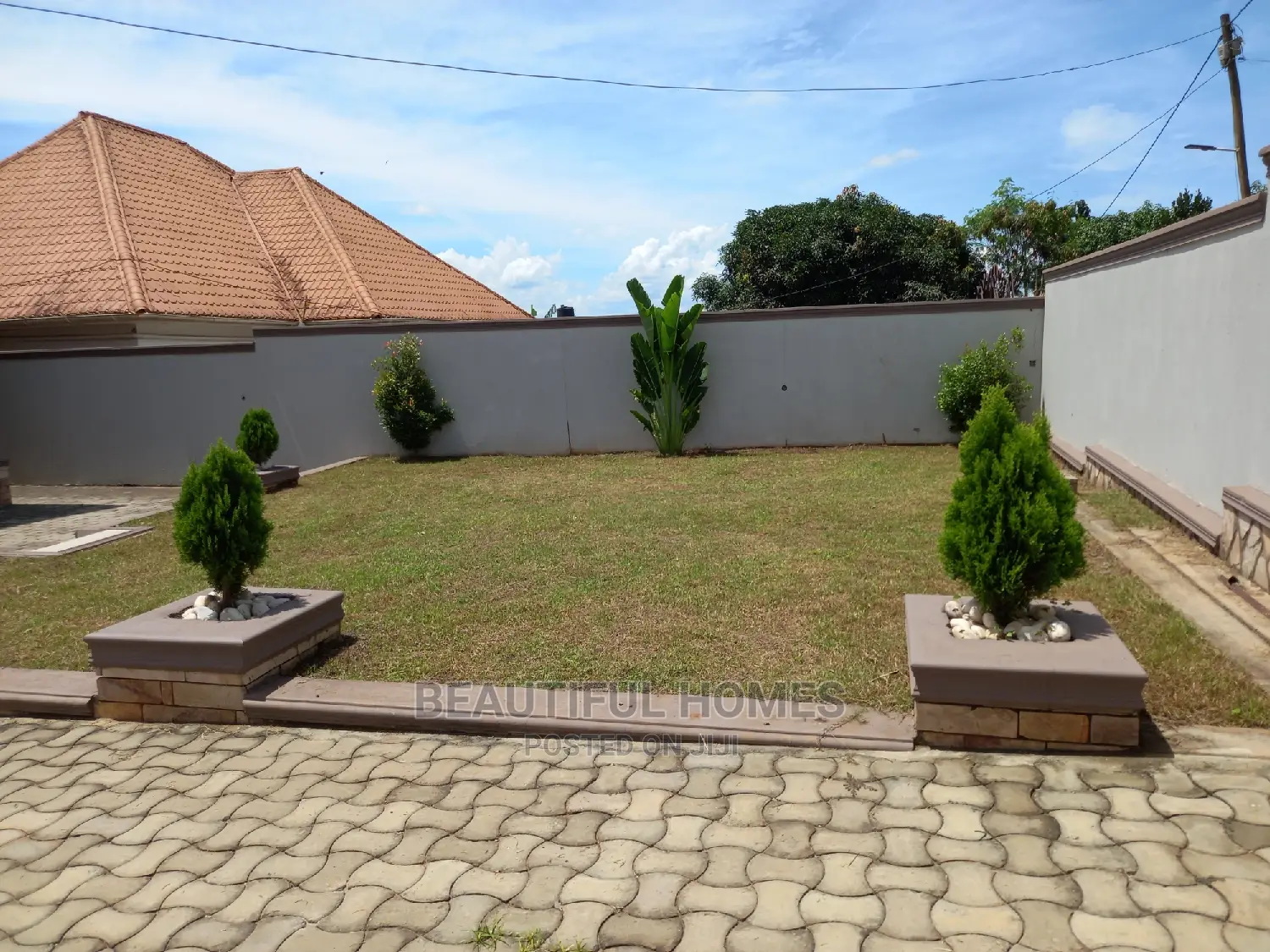 Furnished 4bdrm House in Kira, Central Division for Sale