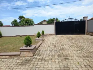 Furnished 4bdrm House in Kira for Sale