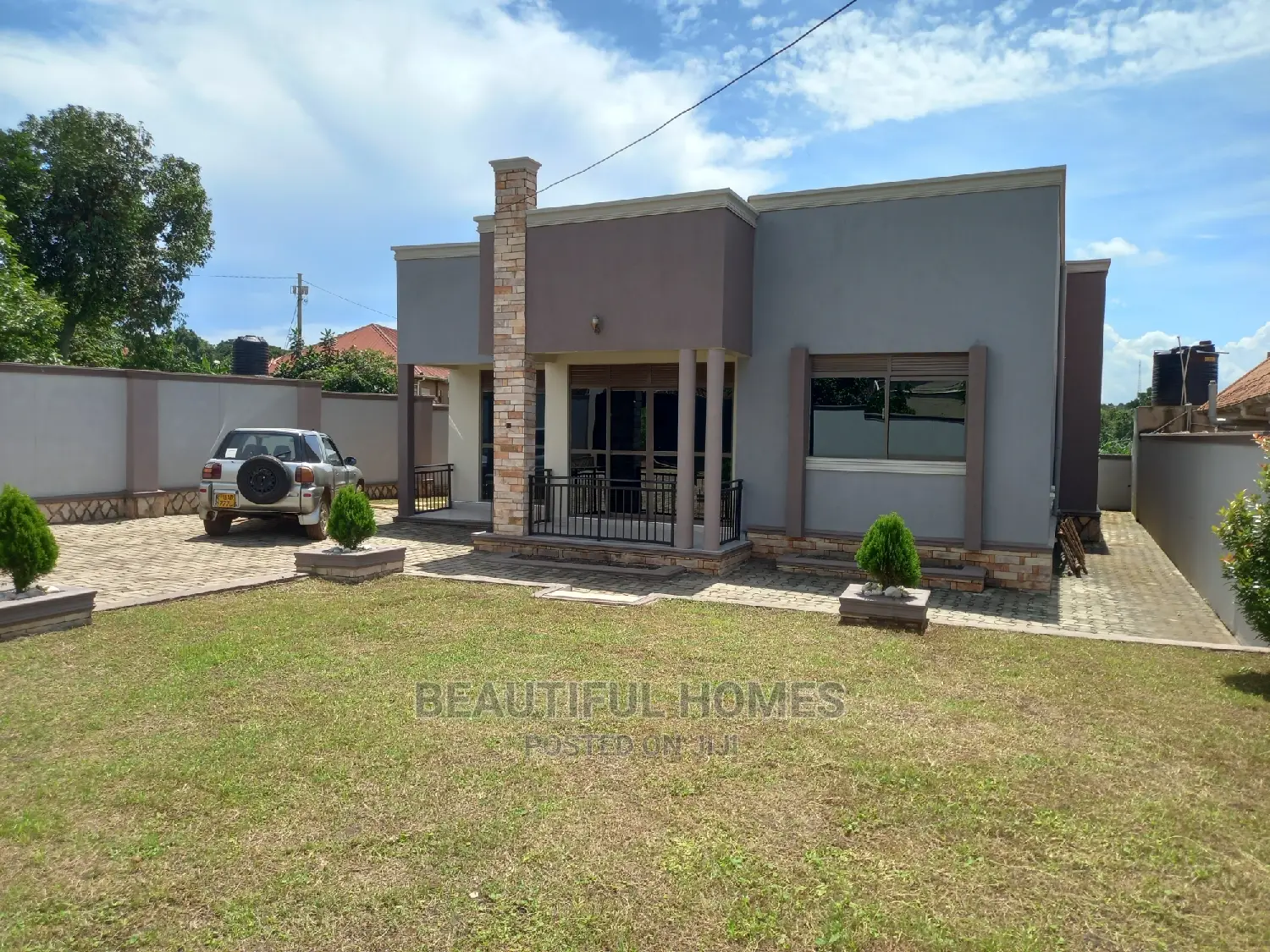 Furnished 4bdrm House in Kira for Sale