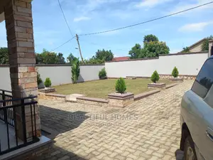 Furnished 4bdrm Bungalow in Kira for Sale