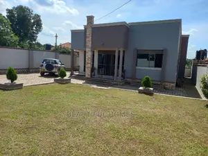 Furnished 4bdrm Bungalow in Kira for Sale