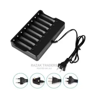 3.7V 18650 Positive and Negative Lithium Battery Charger8pcs