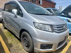 Honda Freed 2010 Silver